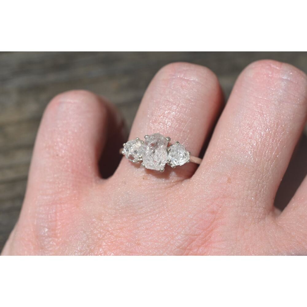 alternative raw diamond engagement rings, raw crystal size 4 5 6 7 8 8 9 10 11